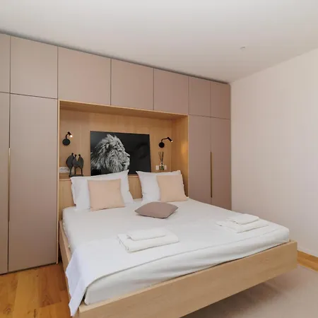 Iadera Terrace By Belmont Realty شقة