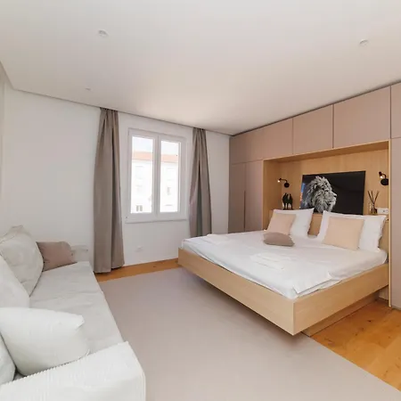 Iadera Terrace By Belmont Realty זאדאר