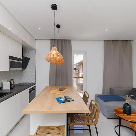 Iadera Terrace By Belmont Realty זאדאר